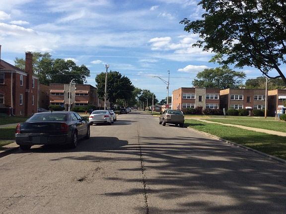4th image of 1010 Linden Ave