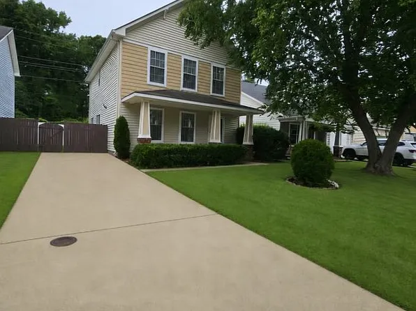 311 Town Pointe Way, Newport News, VA 23601