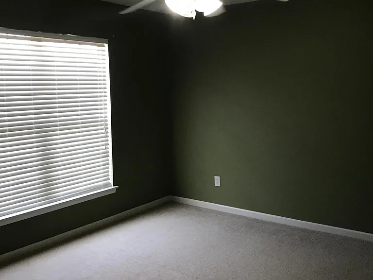 10212 Garmoyle St — Photo 9
