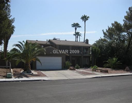 4th image of 3010 Carnelian St