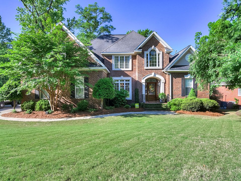 1st image of 664 Deerwood Way