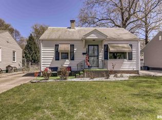 2520 S 4th St, Springfield, IL 62703