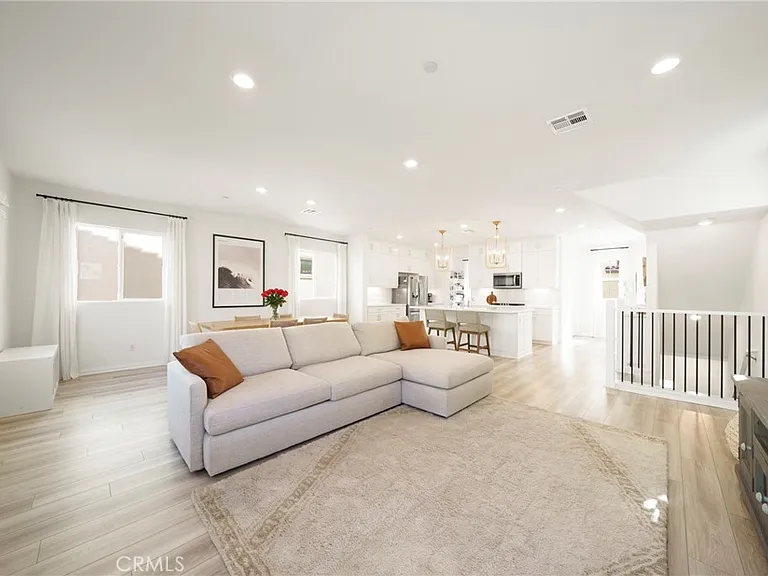 27658 S Heartwood Dr — Photo 9