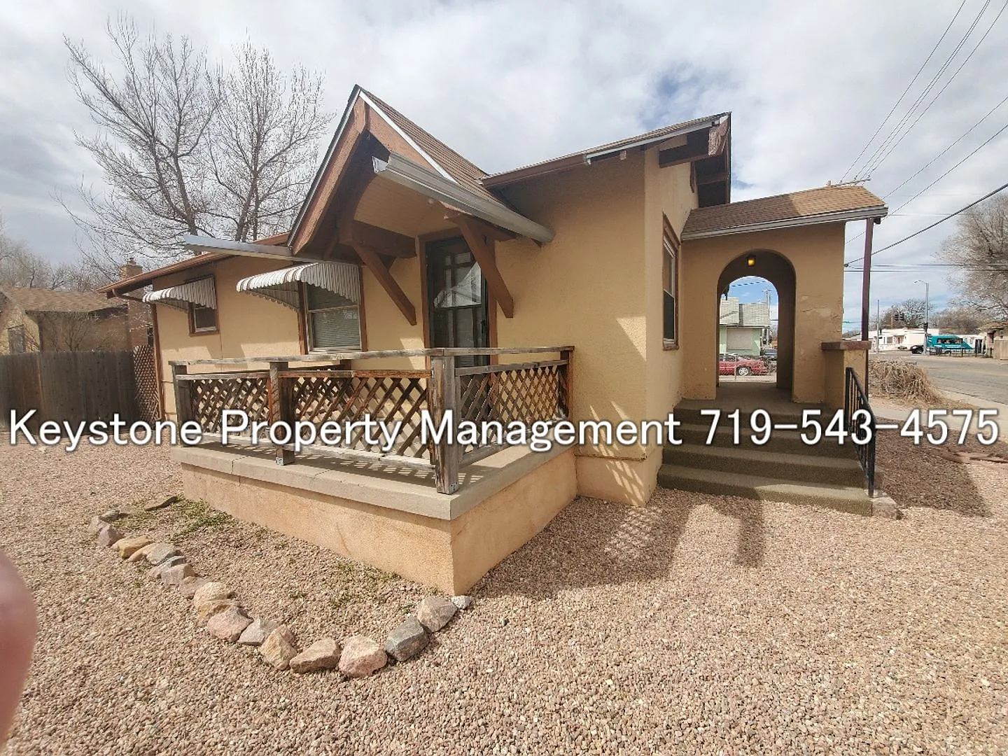 Southside Rancher - 2 Bedroom/1 Bath/1 Car Garage $1300/$1300 — Photo 2