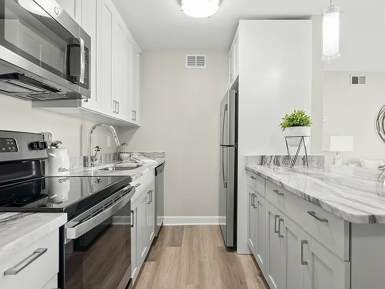 b7 kitchen