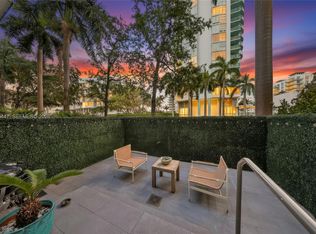 6000 Collins Ave APT 118, Miami Beach, FL 33140