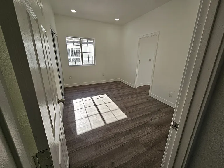 3953 Arden Dr #3953 — Photo 8