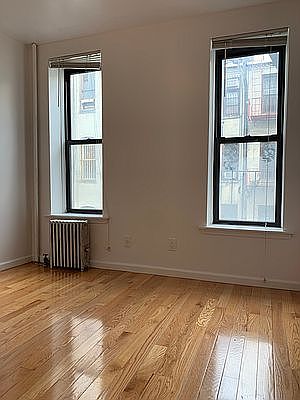 1st image of 80 Mulberry St APT 19