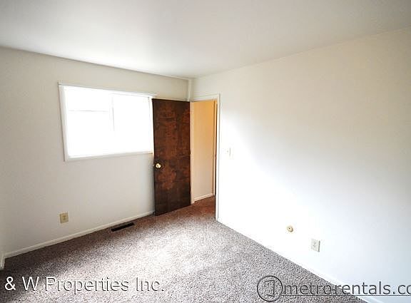 5th image of 1001 E Rich St APT 295