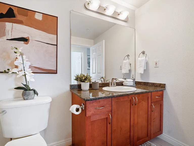 1240 India St #517 — Photo 12