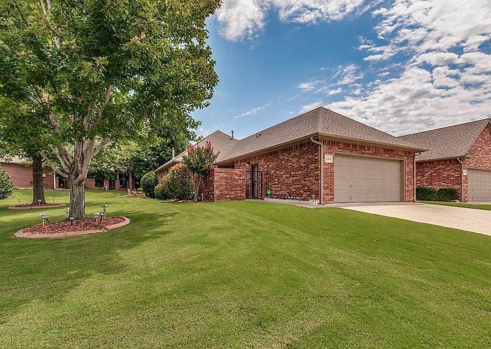 1st image of 12300 Shorehan Ct