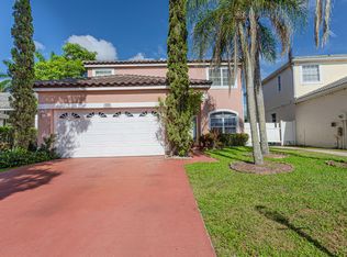 118 Rosewood Ln, Greenacres, FL 33463