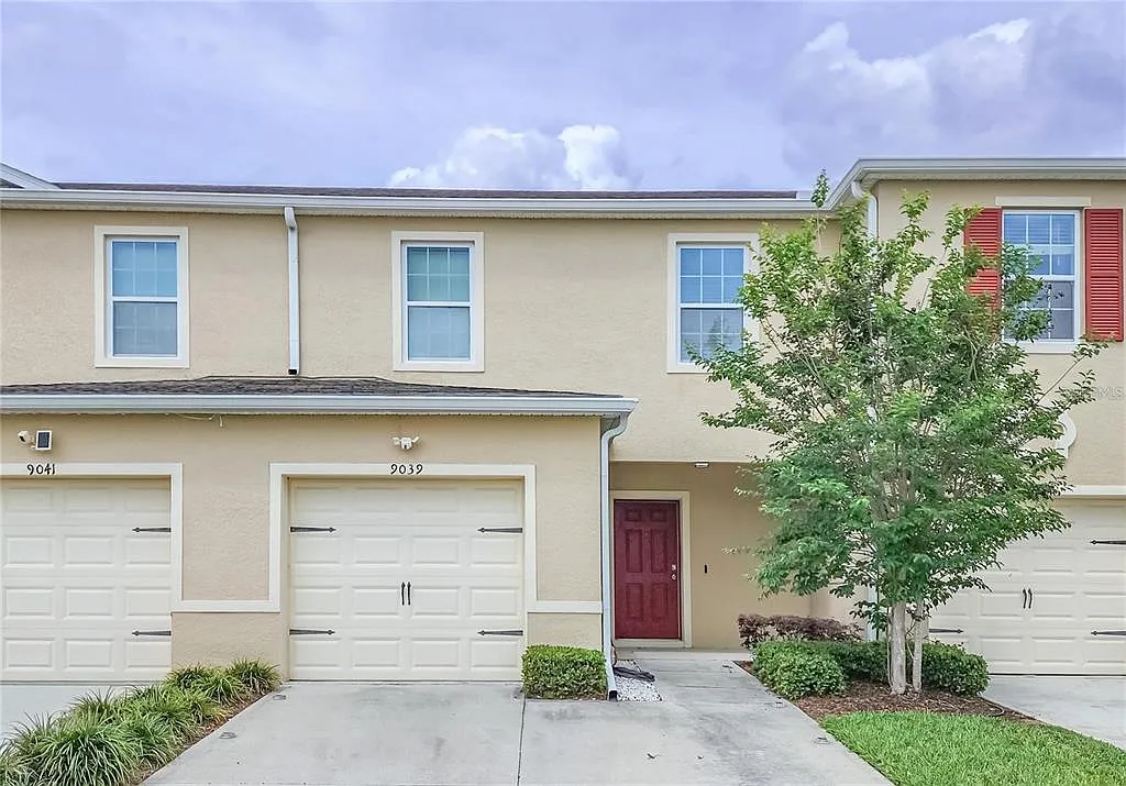 3 bed, 2.5 bath, 1530 sqft, $2,000 — Photo 1
