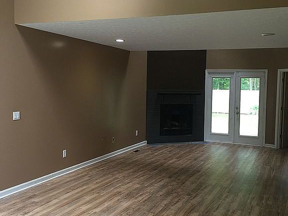 2nd image of 32762 Glen Dr