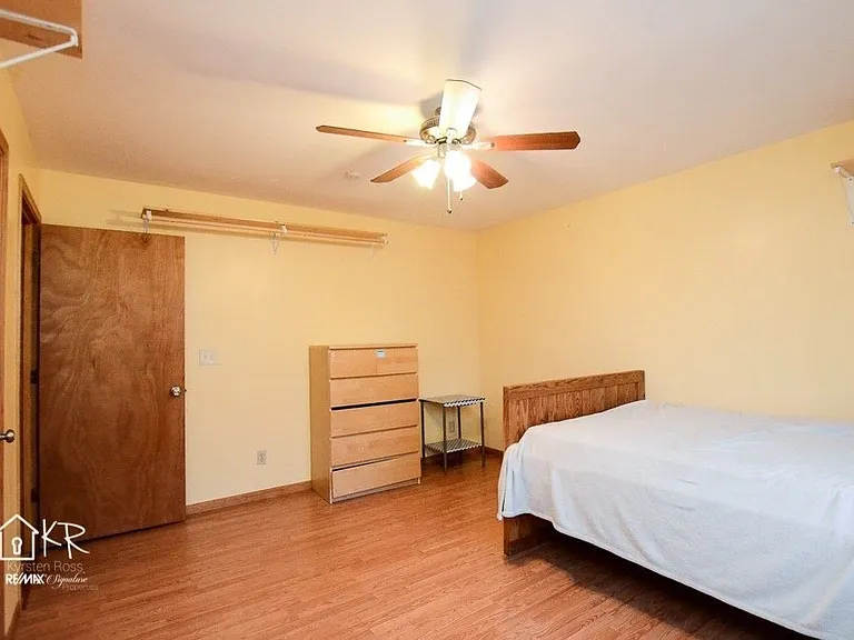 631 Tall Grass Dr — Photo 23