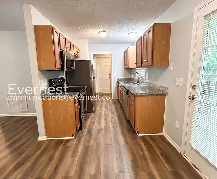 119 Creek Branch Dr — Photo 4