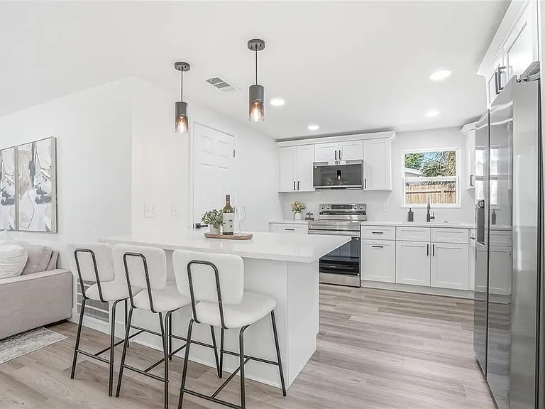 1004 Idlebriar Way — Photo 7