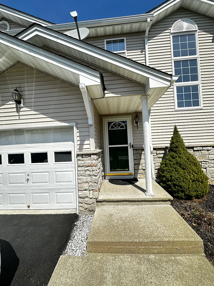 Building Photo - 3 Kristen Ct