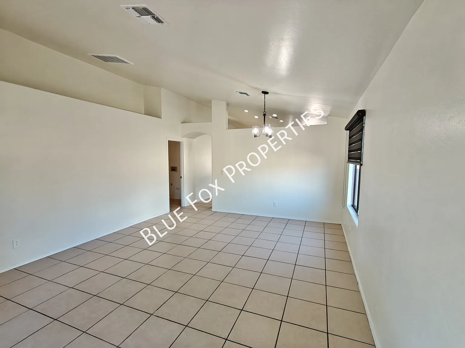 7456 S Fitzwater Ave — Photo 4