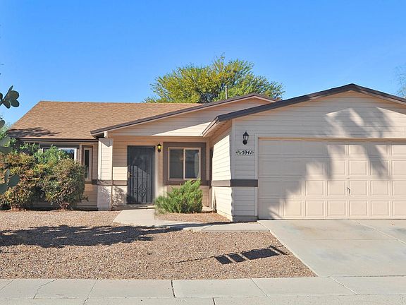 3rd image of 5941 N Edenbrook Ln