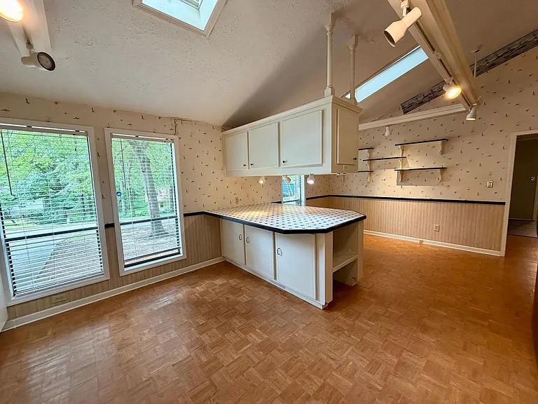 7670 Glen Devon Rd — Photo 11