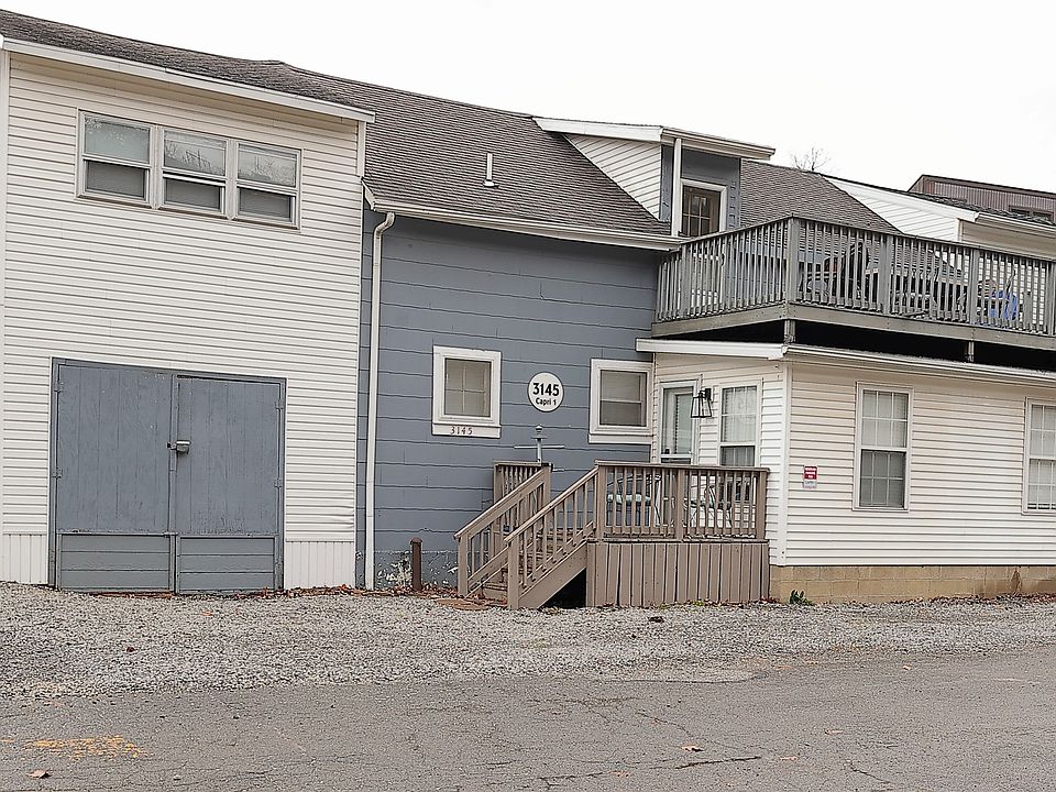 1st image of 3145 Lake Front Dr