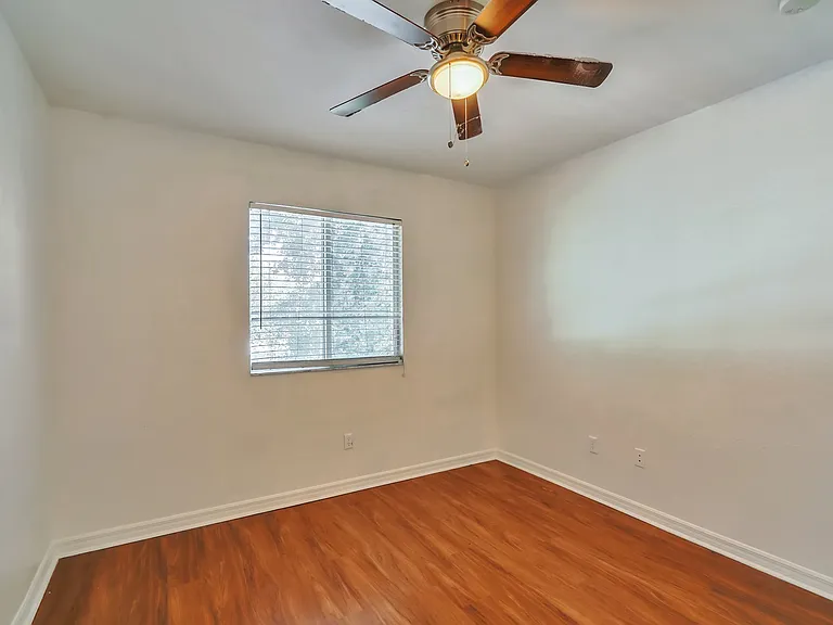 1969 Alamanda Way — Photo 20