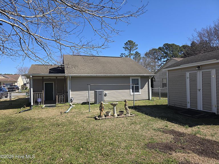 Listing photo 5