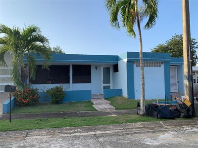 Calle Flamboyan Urb, Guaynabo, PR, 00969