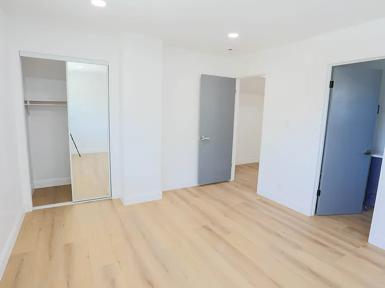 3330 Claudia Dr — Photo 28