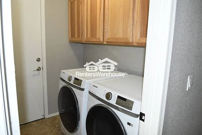 3282 W Belle Ave — Photo 14