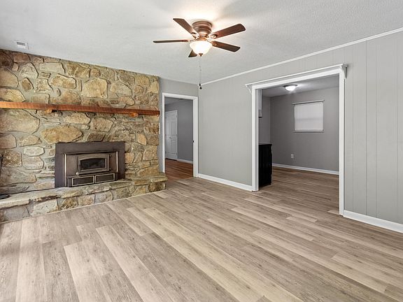 5th image of 334 Ownby Cir