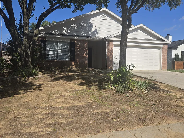 1108 Springcreek Dr — Photo 1