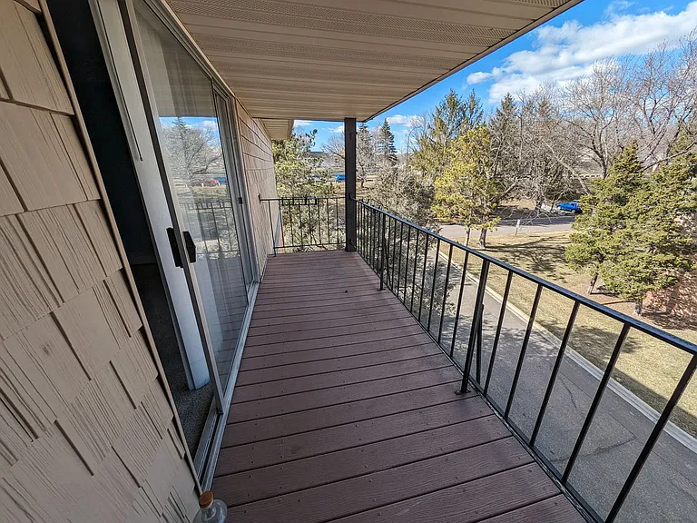 10301 Cedar Lake Rd #319 — Photo 17