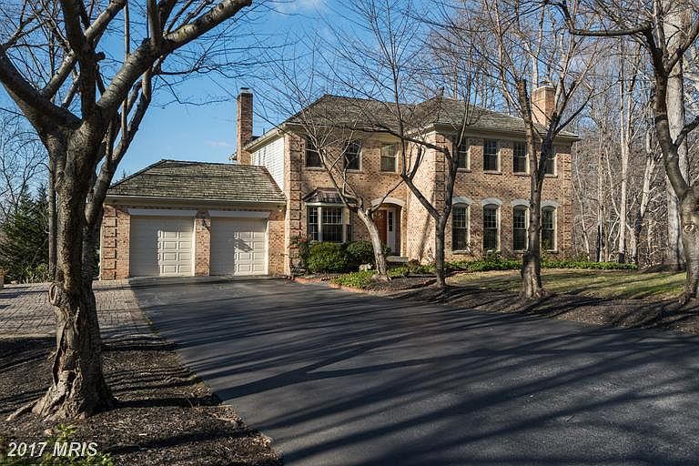 9136 Vendome Drive in the beautiful Palisades