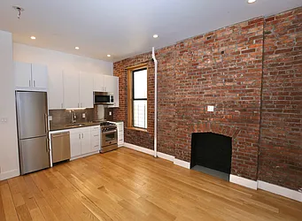 Rented by Vertical Real Estate LLC