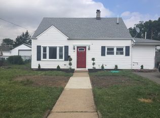 21 Hillcrest Ave, Edison, NJ 08817