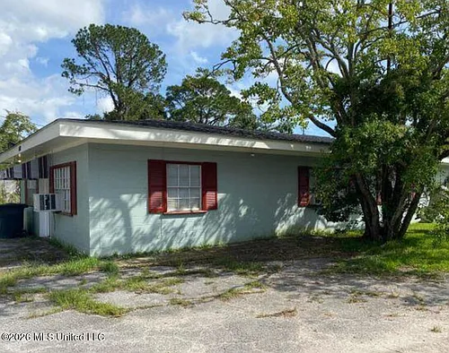 4502 Newman Dr Photo 1