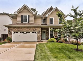 926 Twin Pine Dr, Saint Louis, MO