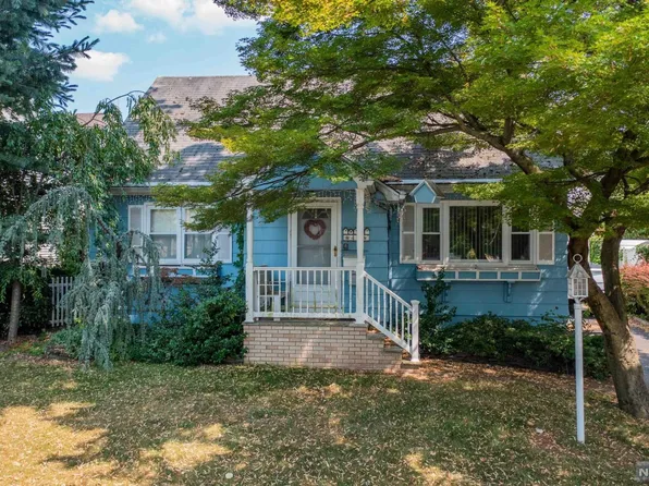 47 Hasbrouck Pl, Rutherford, NJ 07070