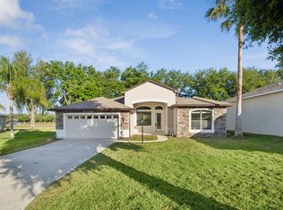 3292 Seven Seas Dr, Tavares, FL 32778