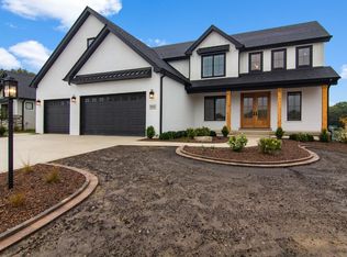9460 Tall Grass Trl, Saint John, IN 46373