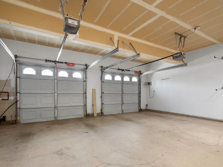 991 Zephyr Ln — Photo 63