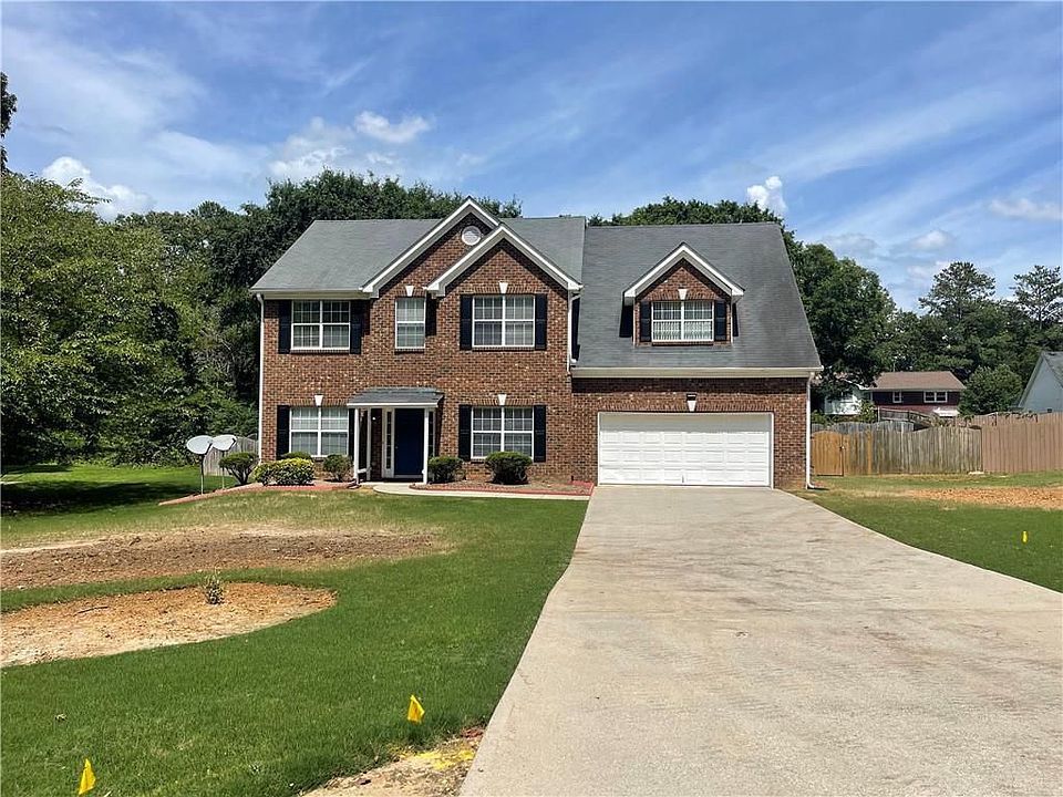 1st image of 4066 Parkway Cir