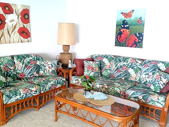 2nd image of 75-5782 Kuakini Hwy APT 606