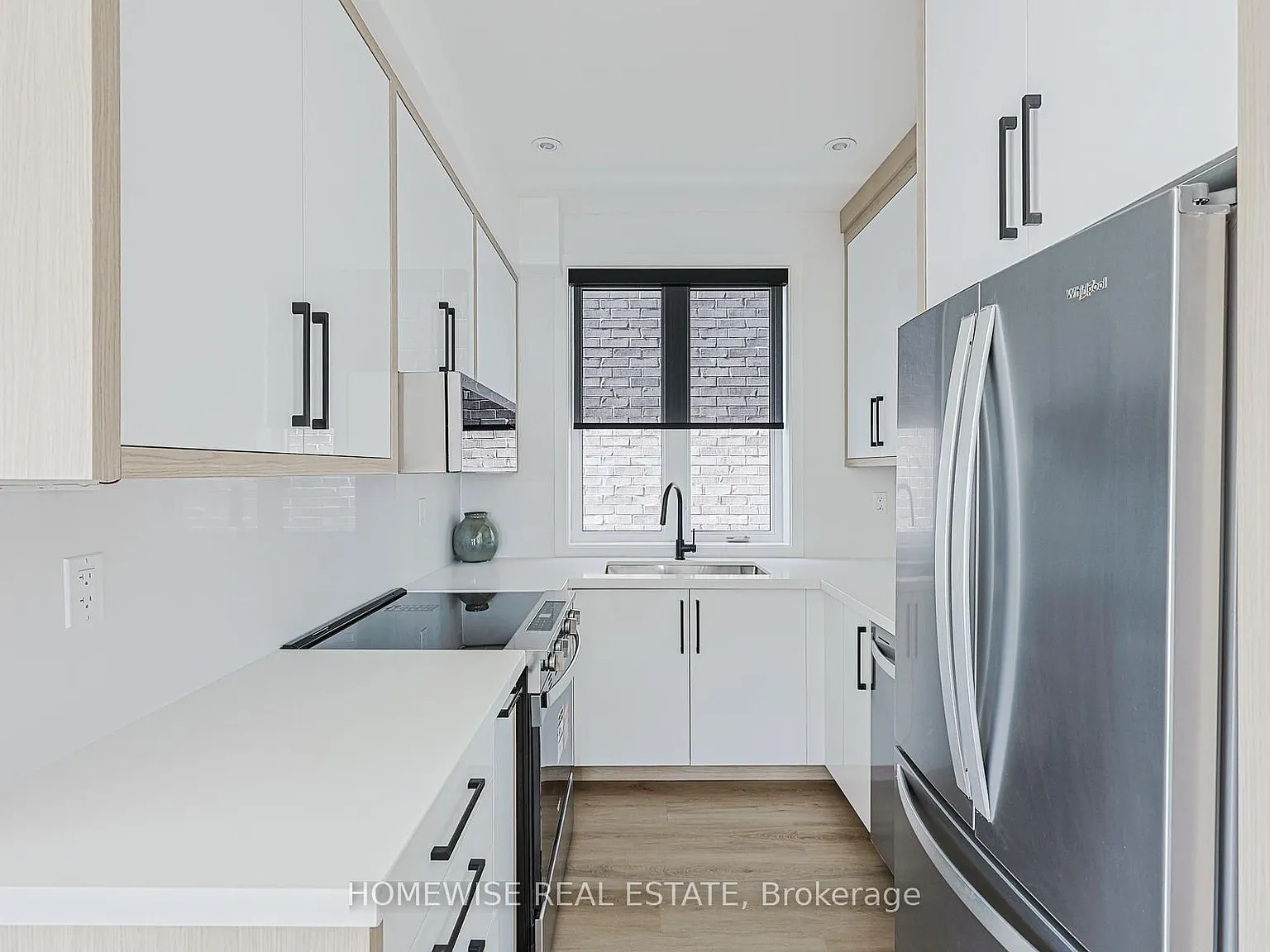 159 Locksley Ave — Photo 4