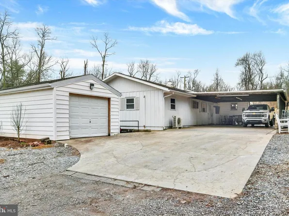 659 Moores Mountain Rd, Mechanicsburg, PA 17055