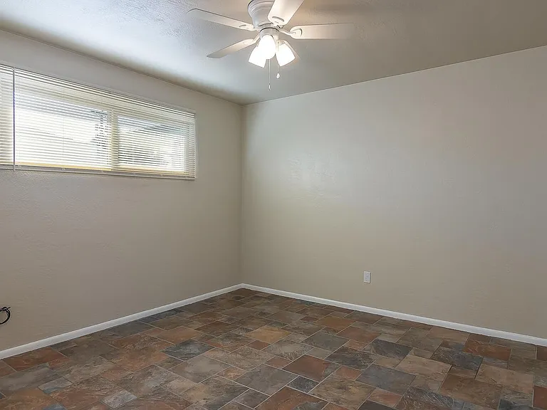 3500 Crest Ave SE — Photo 5