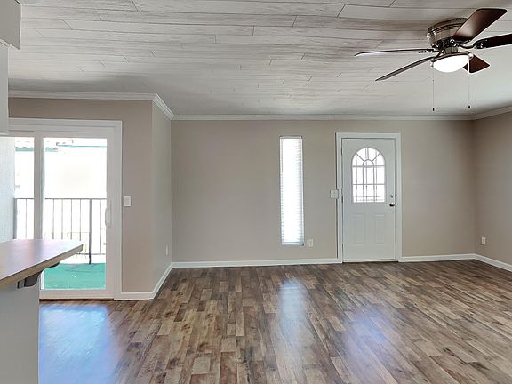 3rd image of 2133 W TURNEY Avenue #D71