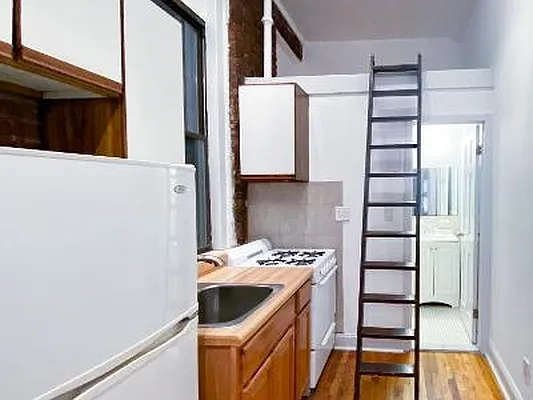 Rented by Magnone Real Estate | media 1